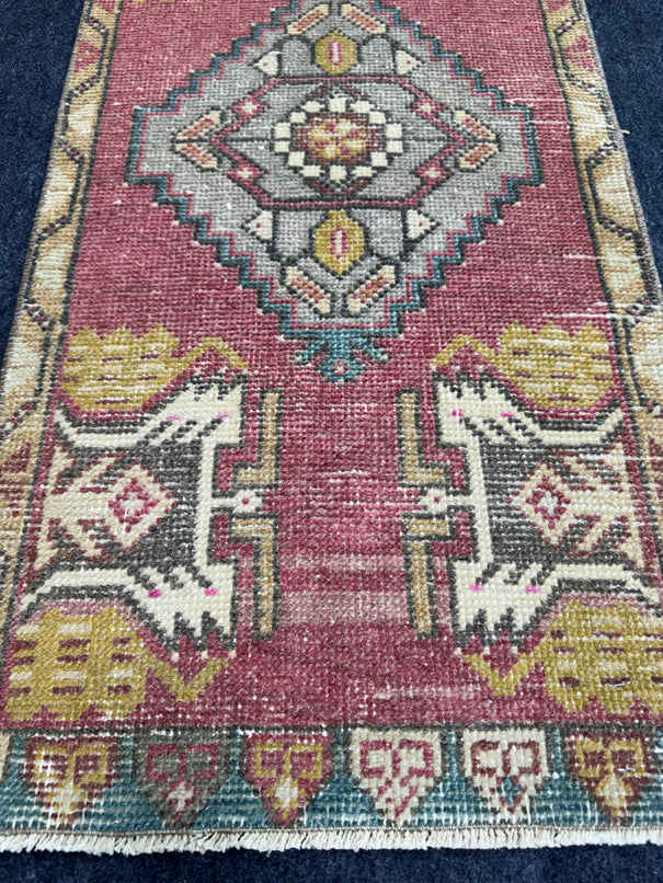 Turkish Yastik Rug  1'8" x  3'4" #24309