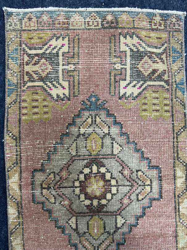 Turkish Yastik Rug  1'8" x  3'4" #24307