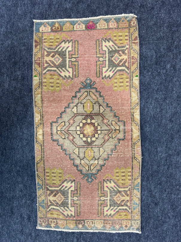 Turkish Yastik Rug  1'8" x  3'4" #24307