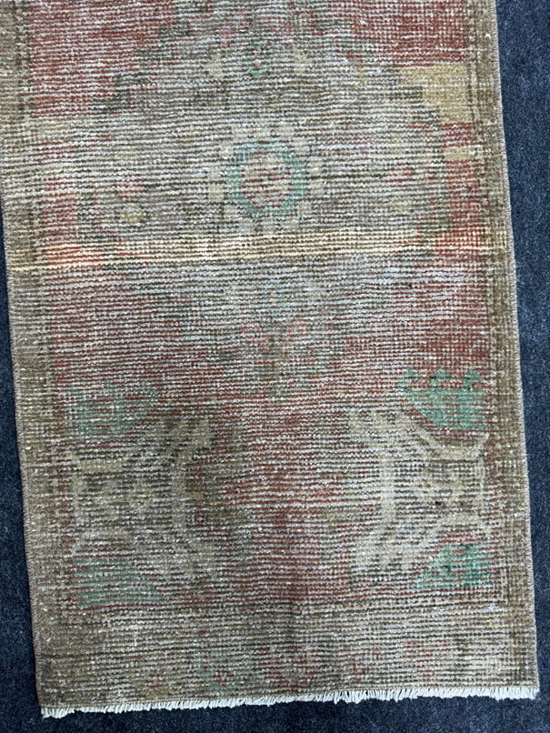 Turkish Yastik Rug  1'7" x  3'2" #24306