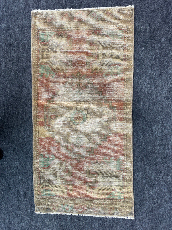 Turkish Yastik Rug  1'7" x  3'2" #24306