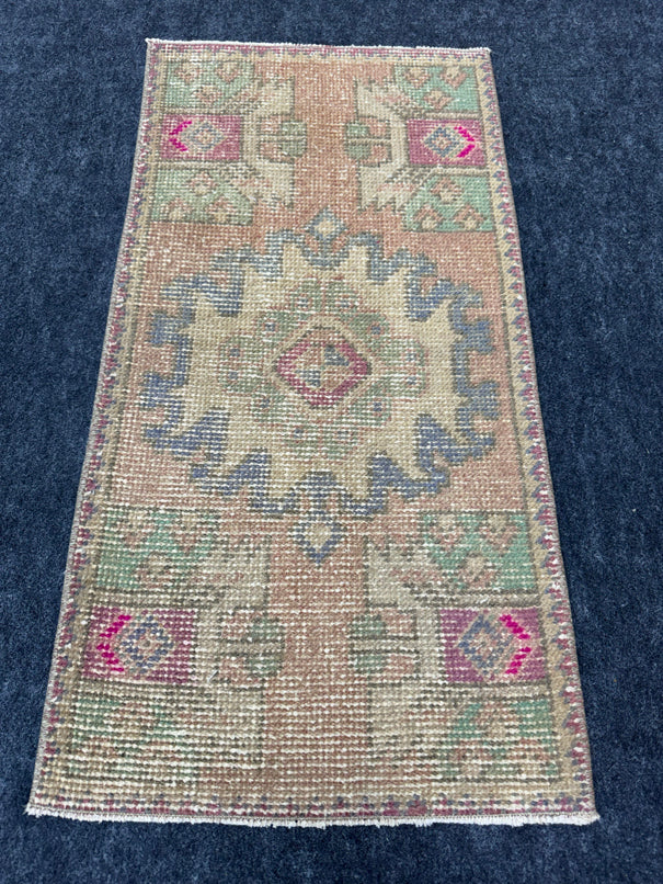 Turkish Yastik Rug  1'7" x  3'1" #24305