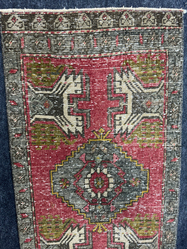Turkish Yastik Rug  1'8" x  3'2" #24304
