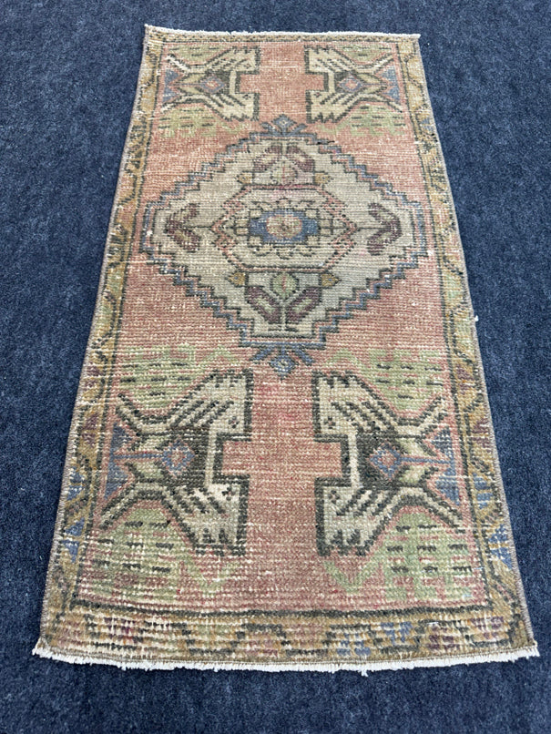Turkish Yastik Rug  1'7" x  3'3" #24303