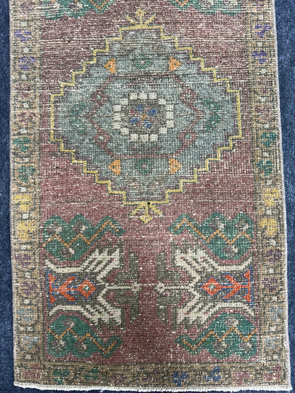 Turkish Yastik Rug  1'8" x  3'4" #24302