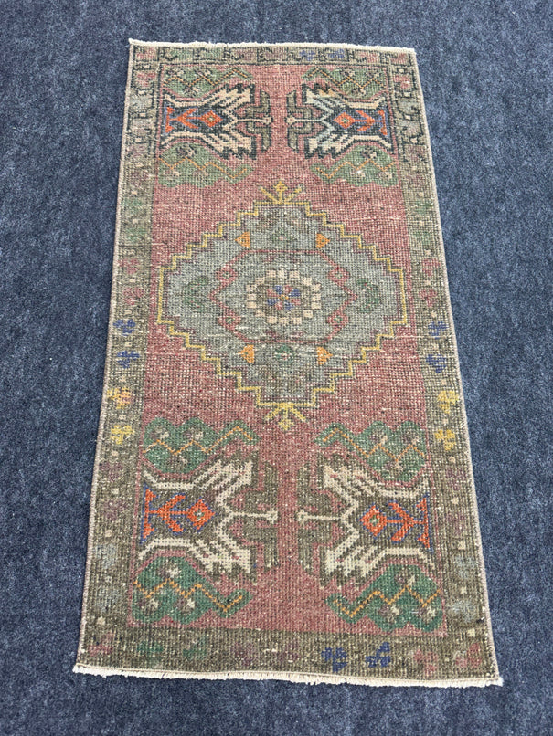 Turkish Yastik Rug  1'8" x  3'3" #24297