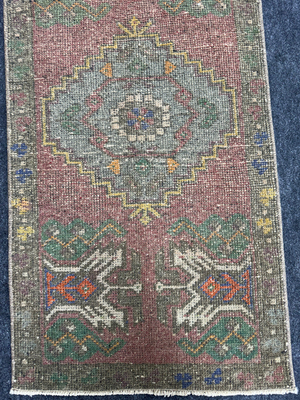 Turkish Yastik Rug  1'8" x  3'3" #24297