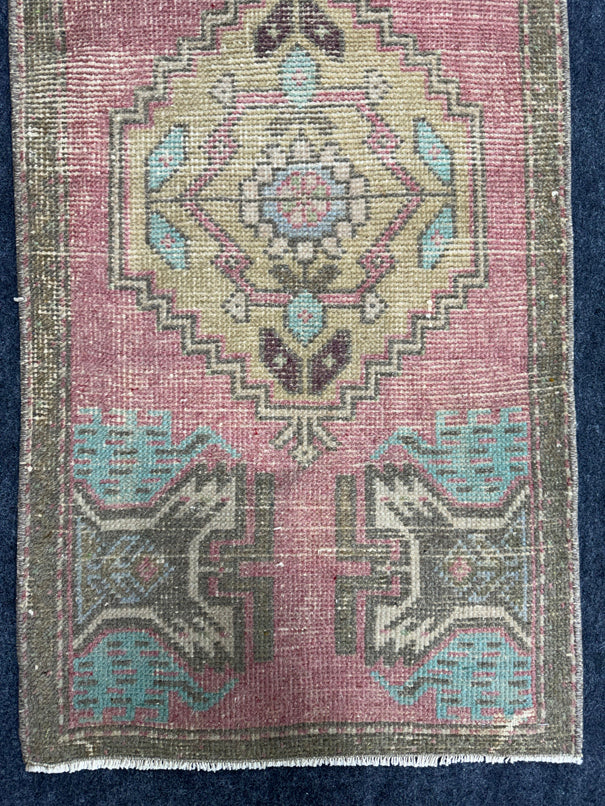 Turkish Yastik Rug  1'9" x  3'2" #24296