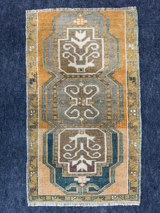 Turkish Yastik Rug  1'9" x  3' #24300