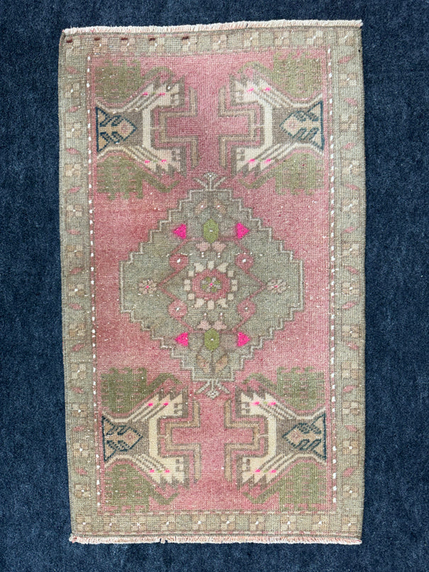 Turkish Yastik Rug  1'8" x  2'9" #24295