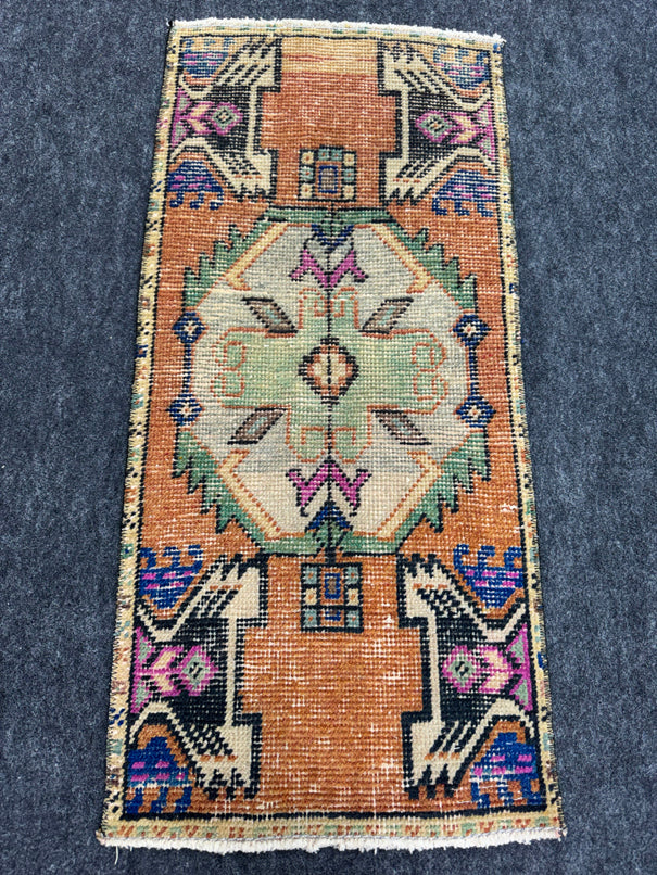 Turkish Yastik Rug  1'5" x  3' #24290