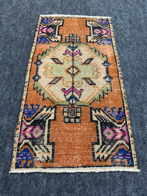 Turkish Yastik Rug  1'6" x  2'10" #24291