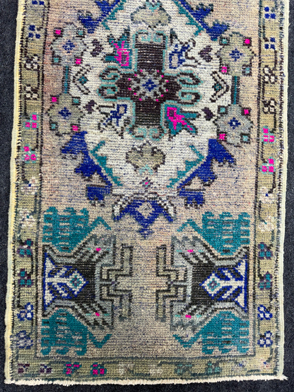 Turkish Yastik Rug  1'7" x  3'2" #24293