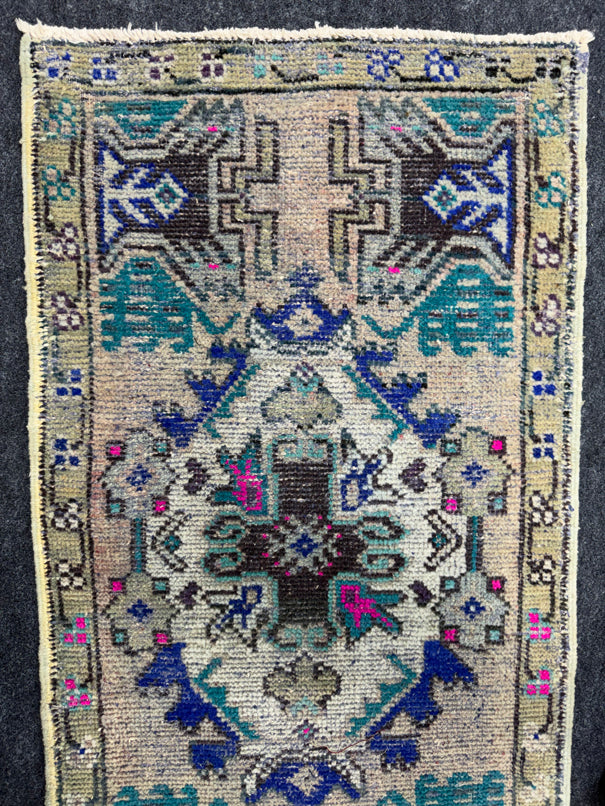 Turkish Yastik Rug  1'7" x  3'2" #24293