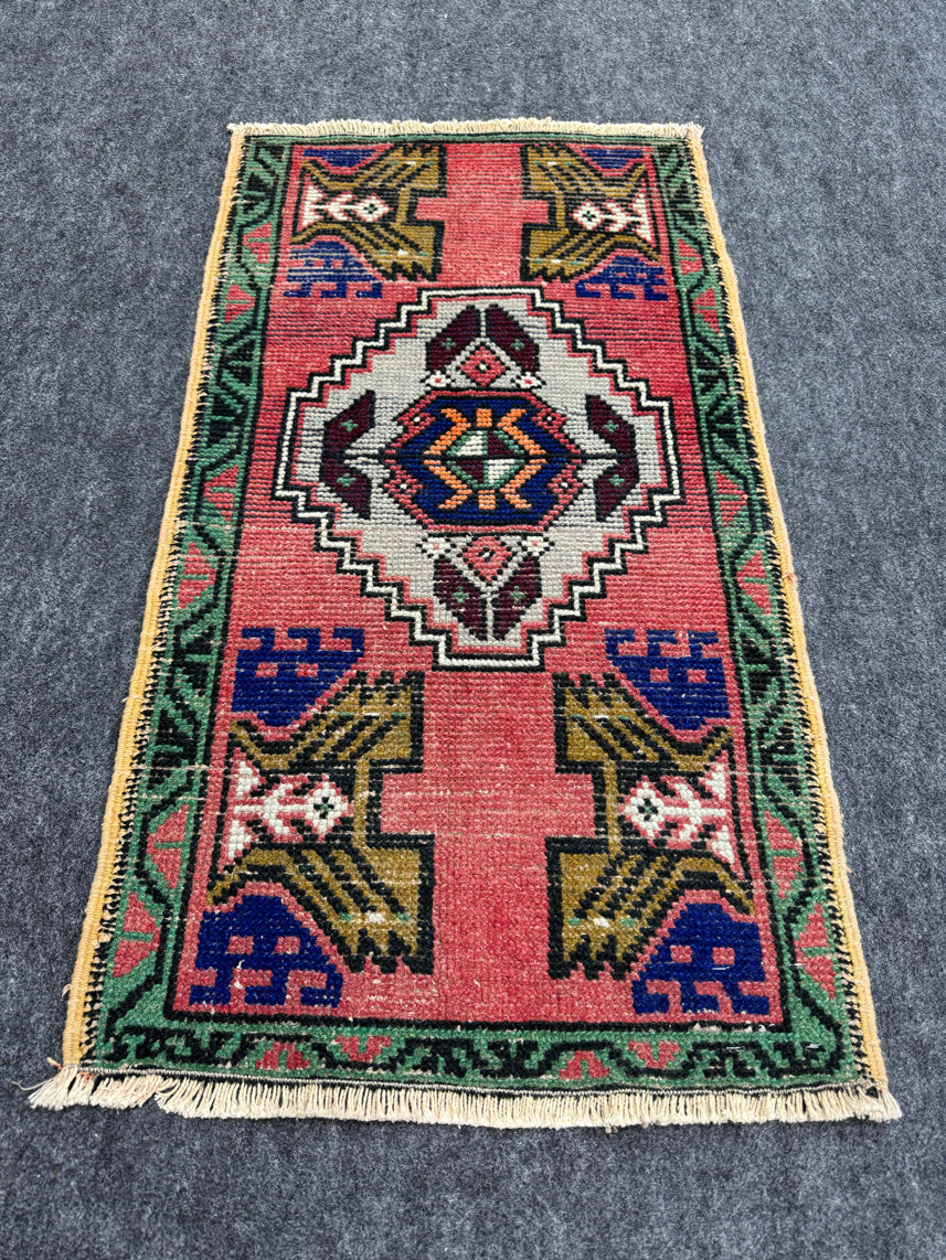 Turkish Yastik Rug  1'7" x  2'11" #24286