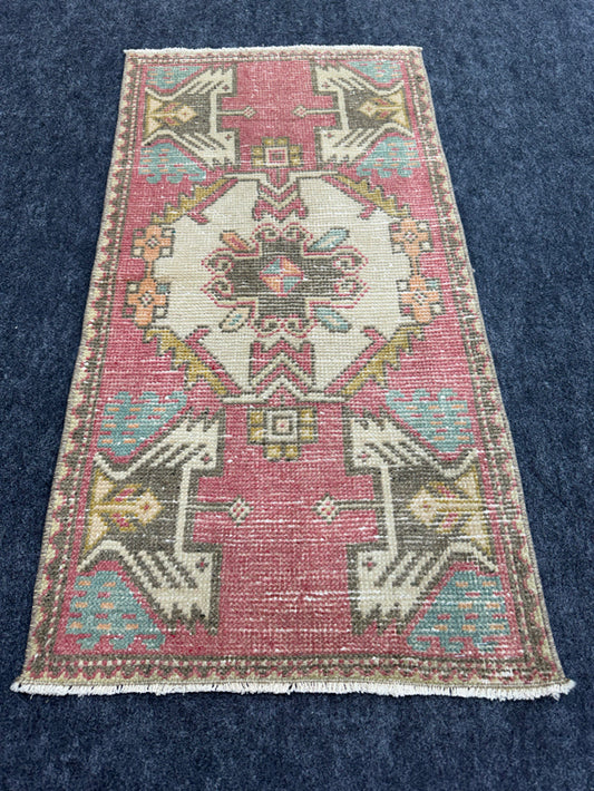 Turkish Yastik Rug  1'7" x  3'1" #24280