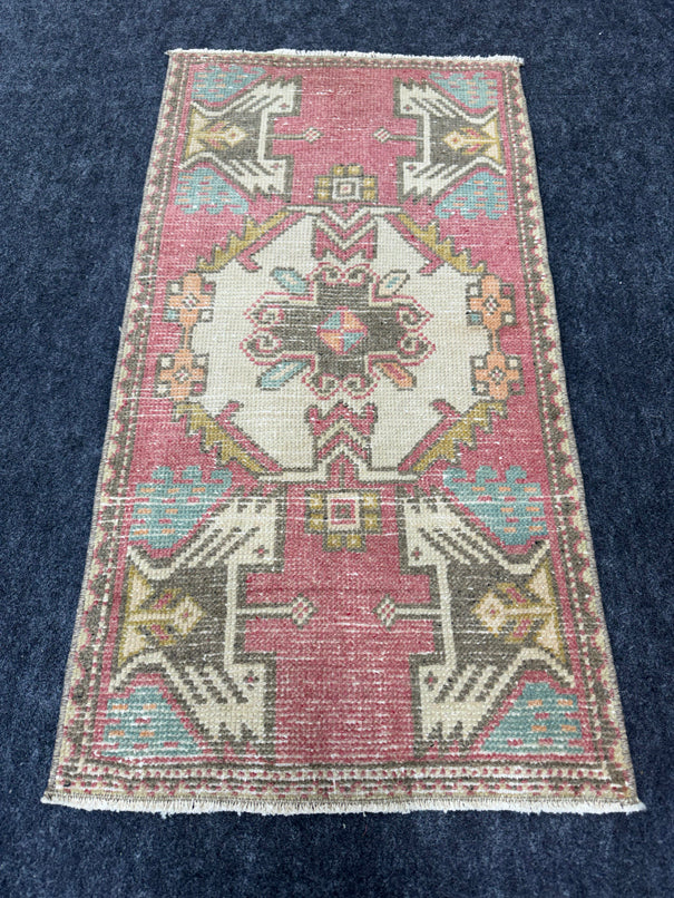 Turkish Yastik Rug  1'7" x  3'1" #24280