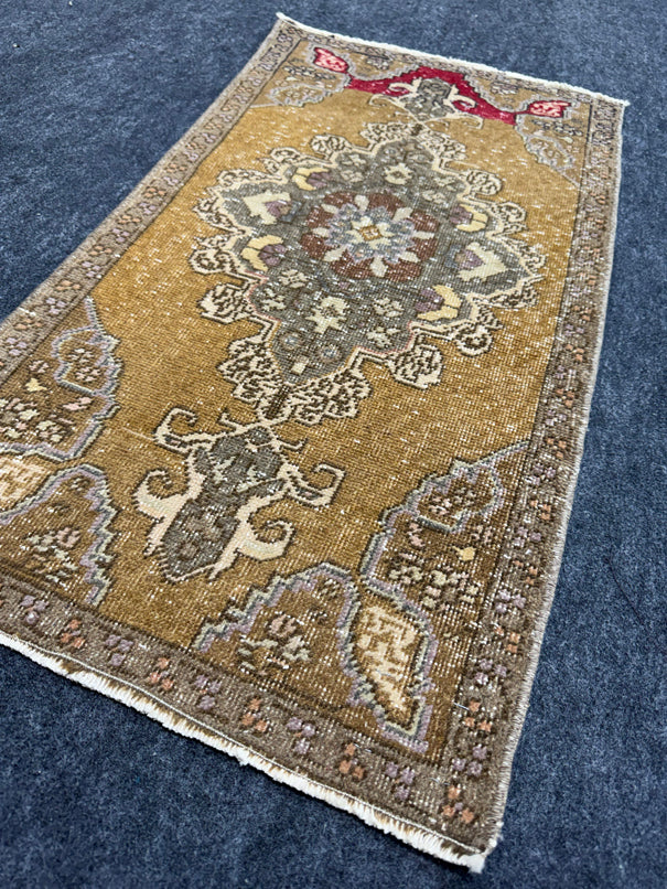 Turkish Yastik Rug  1'8" x  3'1" #24282