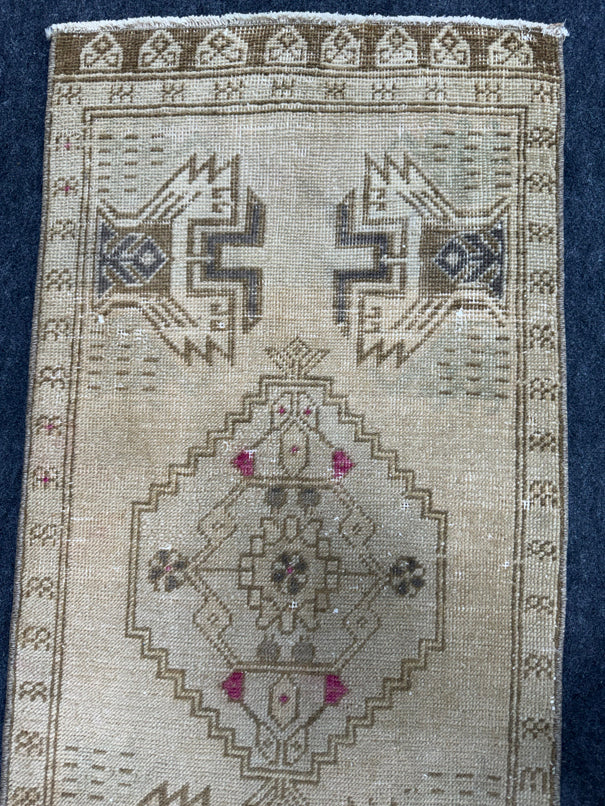 Turkish Yastik Rug  1'9" x  3'7" #24283