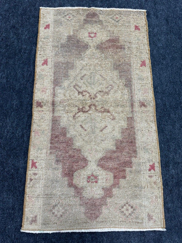 Turkish Yastik Rug  1'8" x  3' #24285