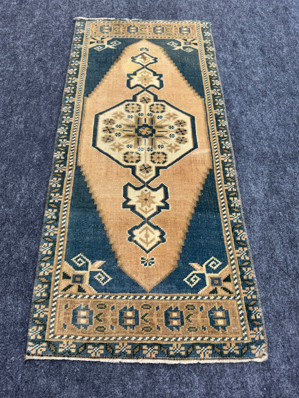 Turkish Yastik Rug  1'6" x  3'4" #24274