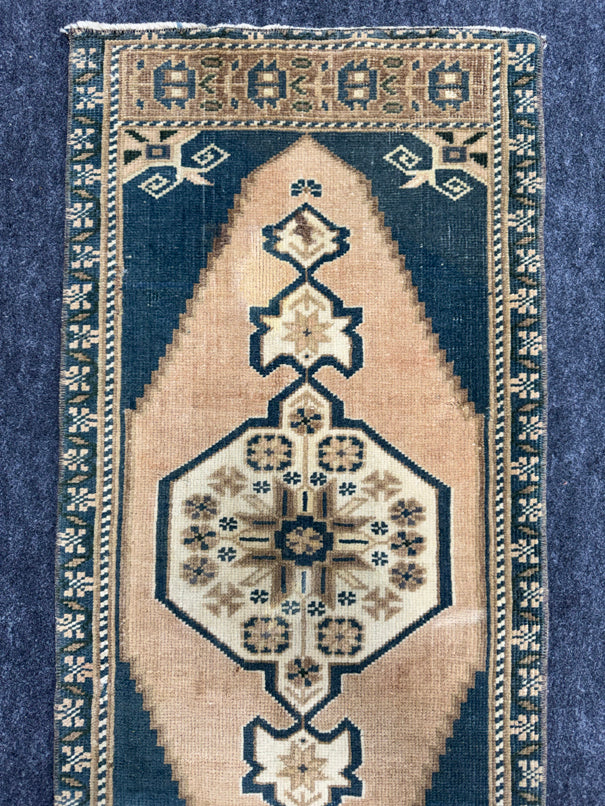 Turkish Yastik Rug  1'6" x  3'4" #24274