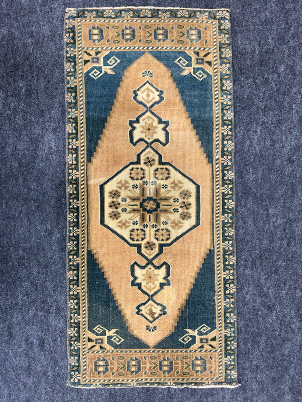 Turkish Yastik Rug  1'6" x  3'4" #24274
