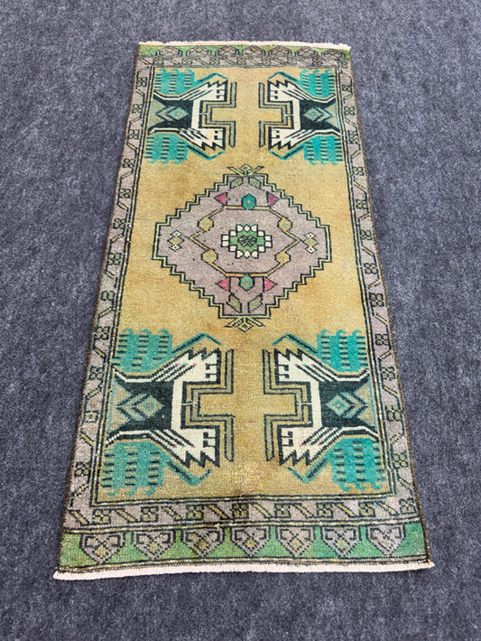 Turkish Yastik Rug  1'7" x  3'6" #24272