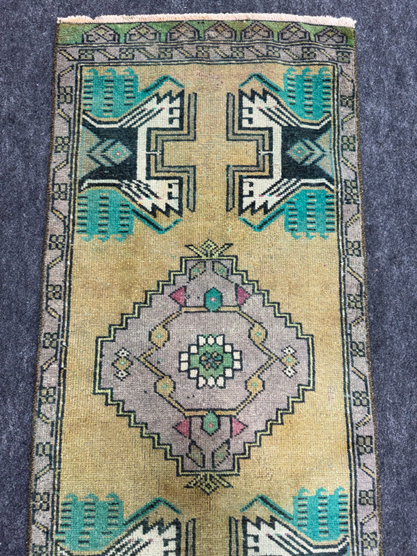Turkish Yastik Rug  1'7" x  3'6" #24272