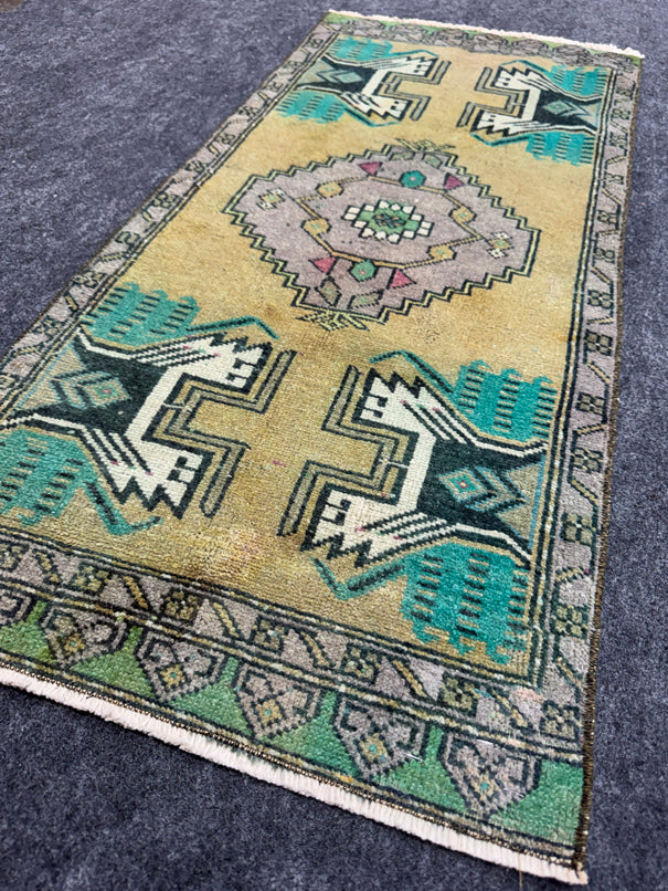 Turkish Yastik Rug  1'7" x  3'6" #24272