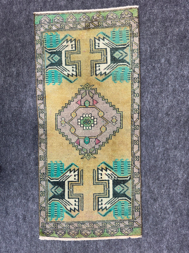 Turkish Yastik Rug  1'7" x  3'6" #24272