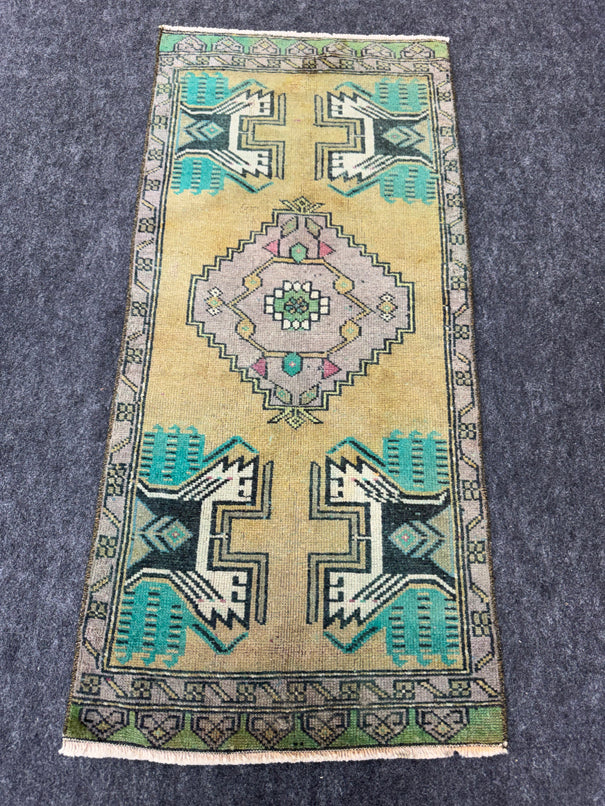 Turkish Yastik Rug  1'7" x  3'6" #24272
