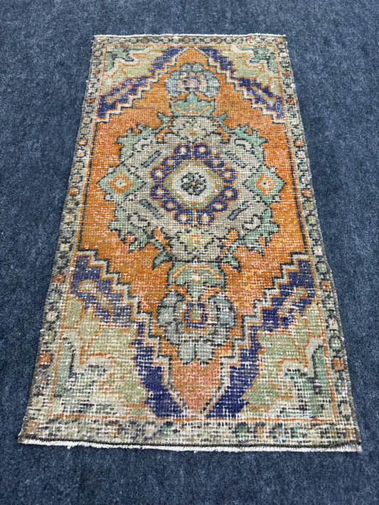 Turkish Yastik Rug  1'6" x  2'11" #24268