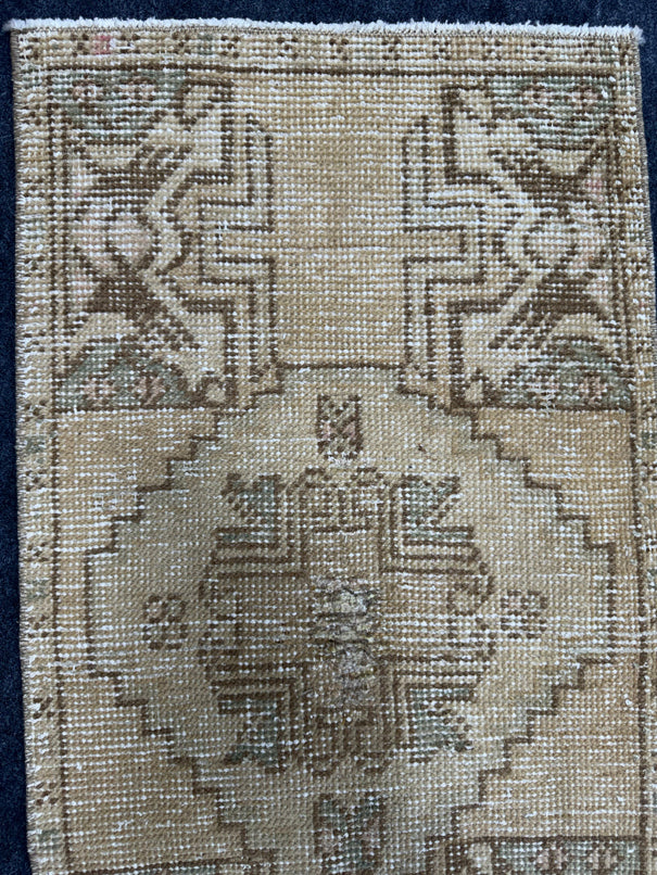 Turkish Yastik Rug  1'7" x  2'11" #24267