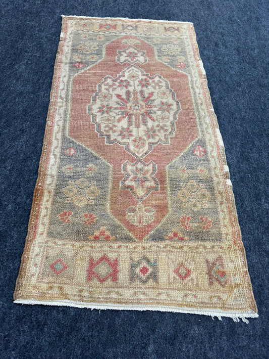 Turkish Yastik Rug  1'10" x  3'7" #24265