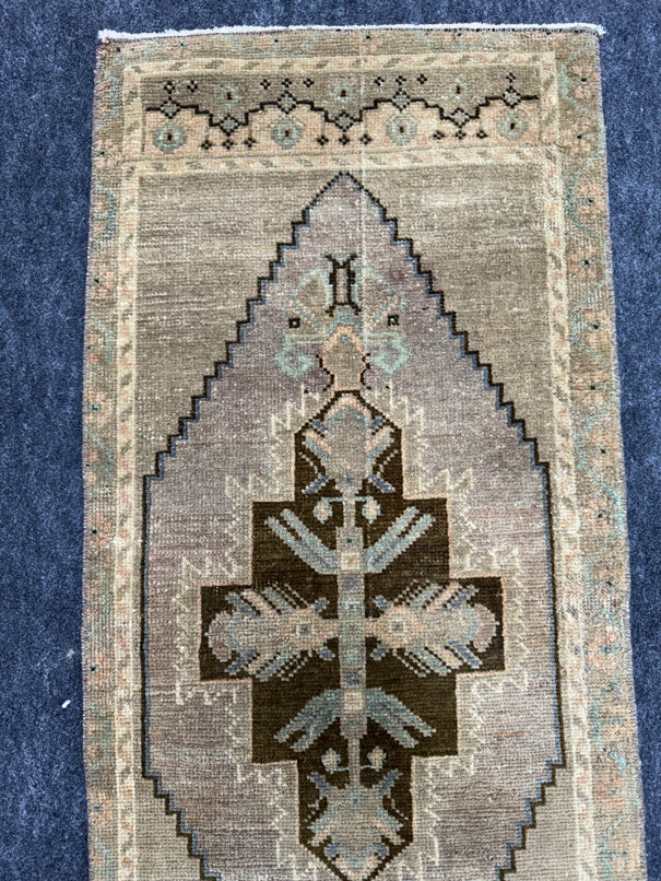 Turkish Yastik Rug  1'6" x  3'6" #24260