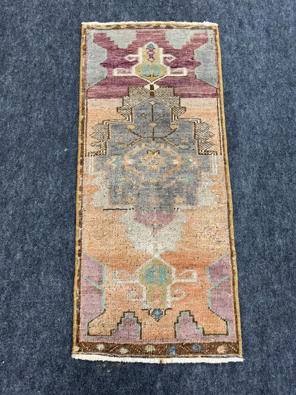 Turkish Yastik Rug  1'5" x  3'3" #24256