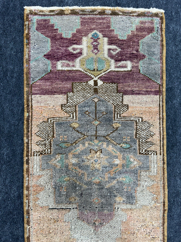Turkish Yastik Rug  1'5" x  3'3" #24256