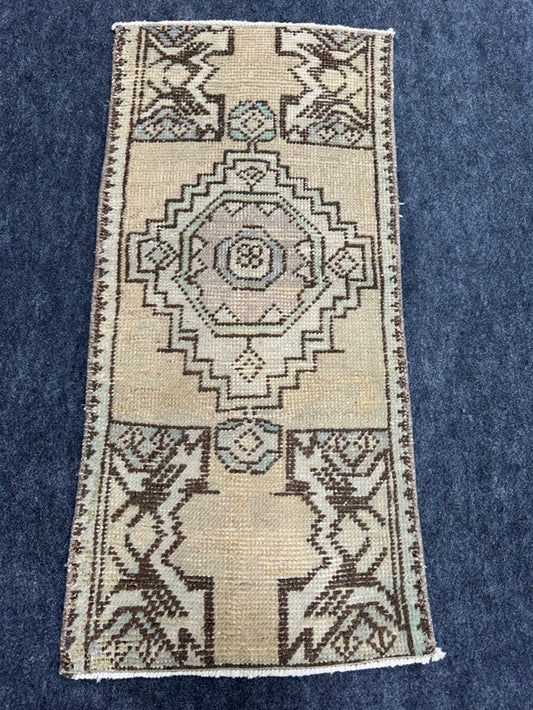 Turkish Yastik Rug  1'5" x  3' #24253