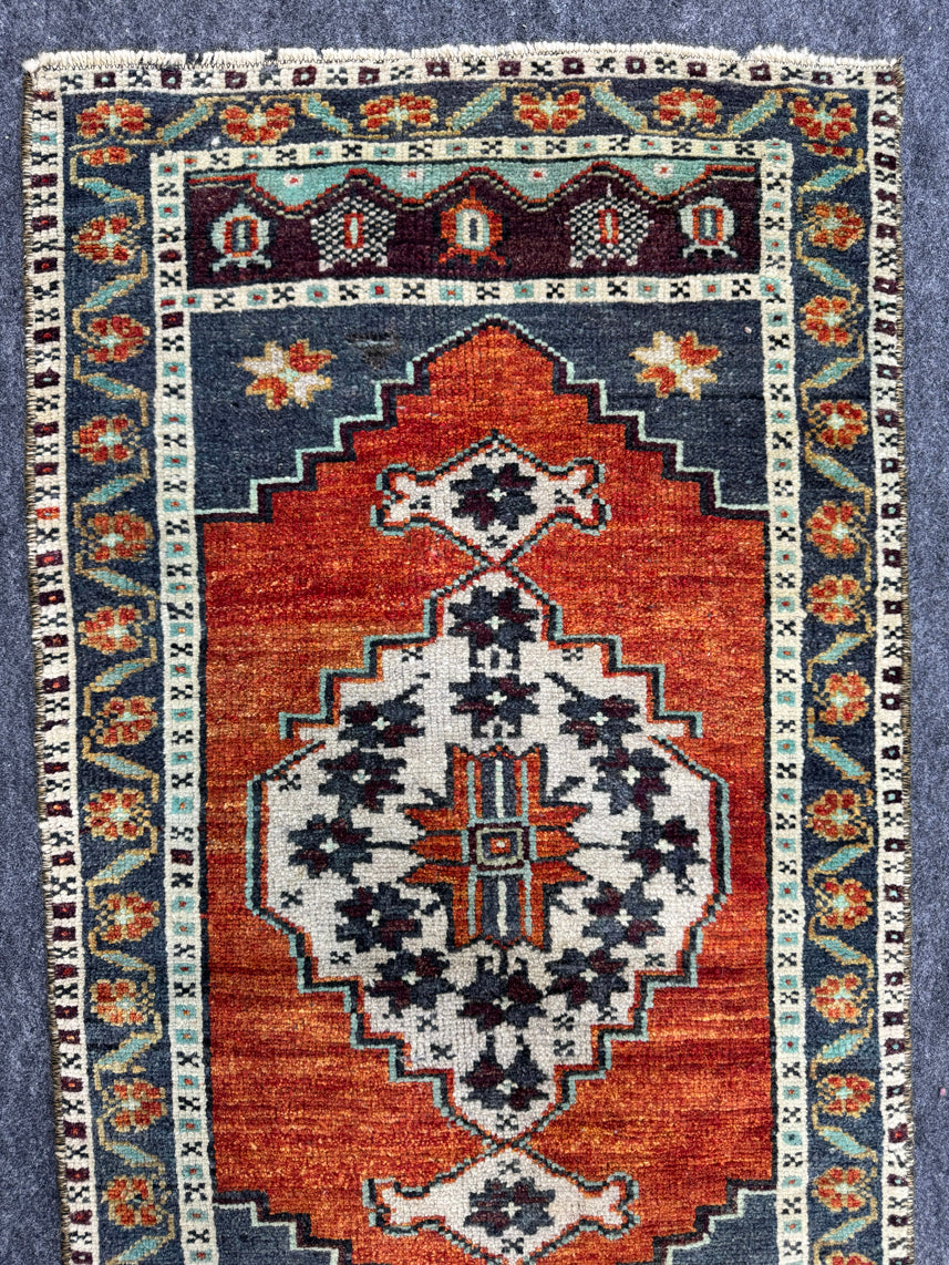 Turkish Yastik Rug  1'10" x  3'4" #24250