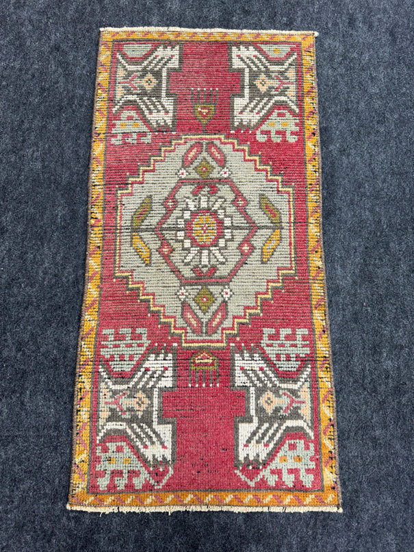 Turkish Yastik Rug  1'6" x  3' #24248