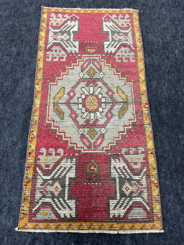 Turkish Yastik Rug  1'6" x  3' #24248