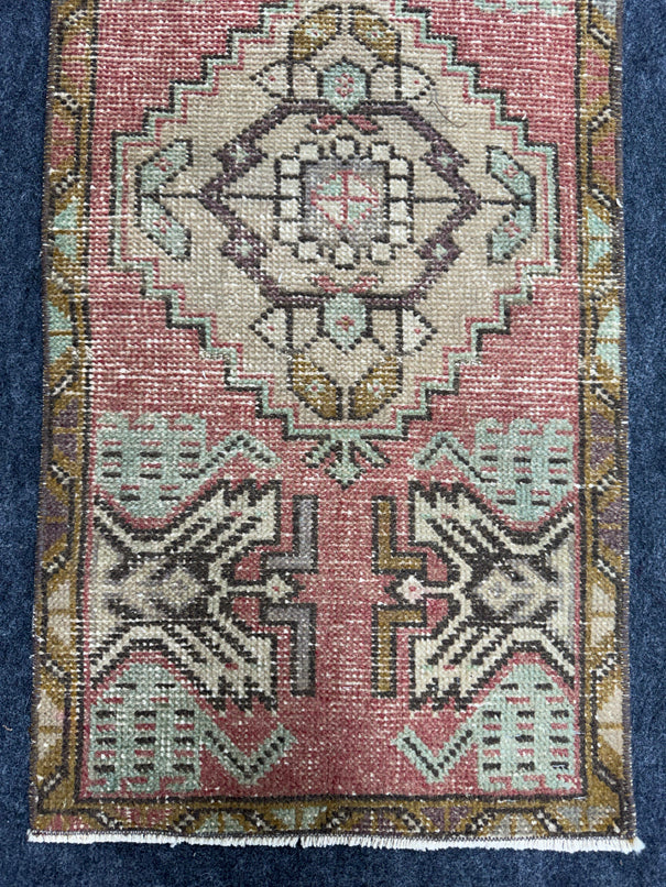 Turkish Yastik Rug  1'6" x  3' #24247