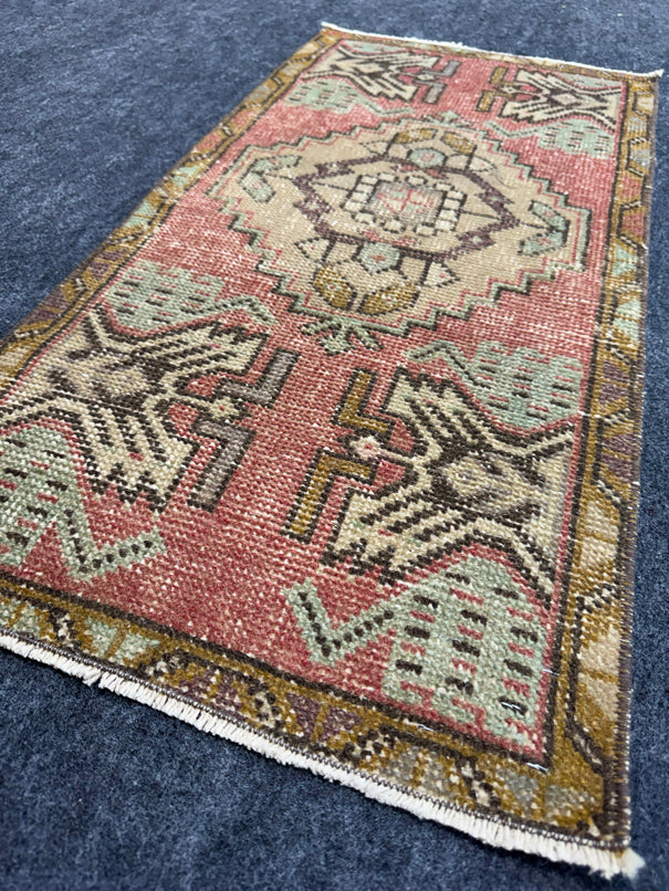 Turkish Yastik Rug  1'6" x  3' #24247