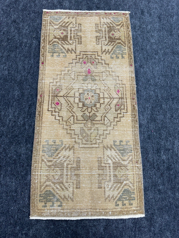 Turkish Yastik Rug  1'5" x  3' #24240