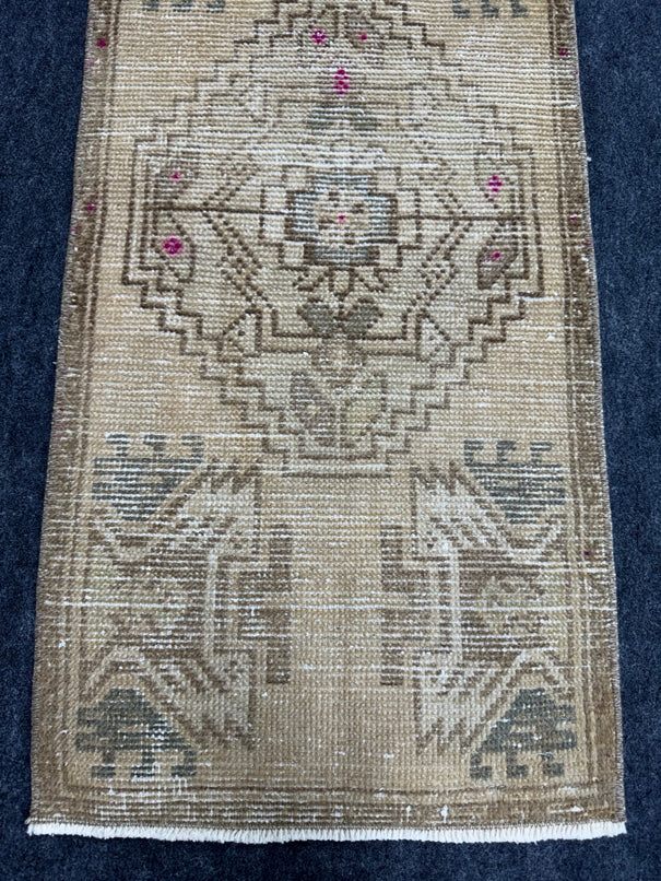 Turkish Yastik Rug  1'5" x  3' #24240