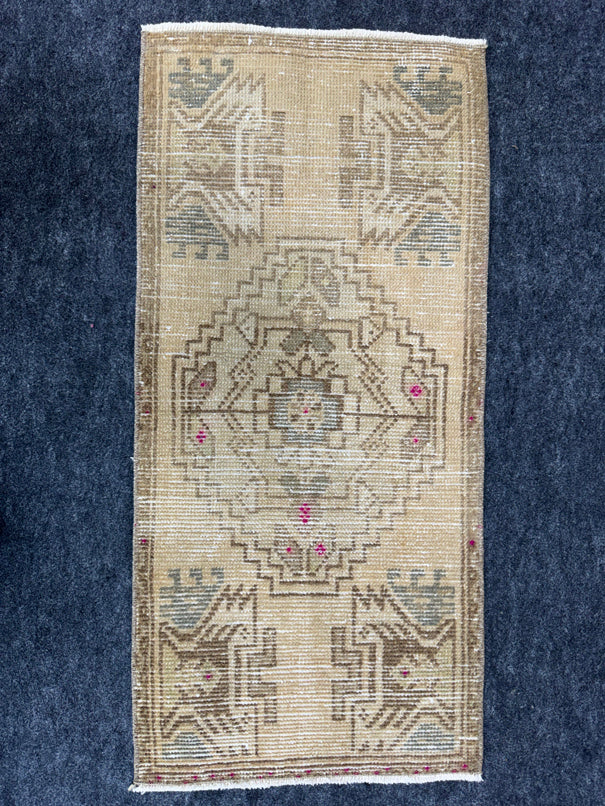 Turkish Yastik Rug  1'5" x  3' #24240