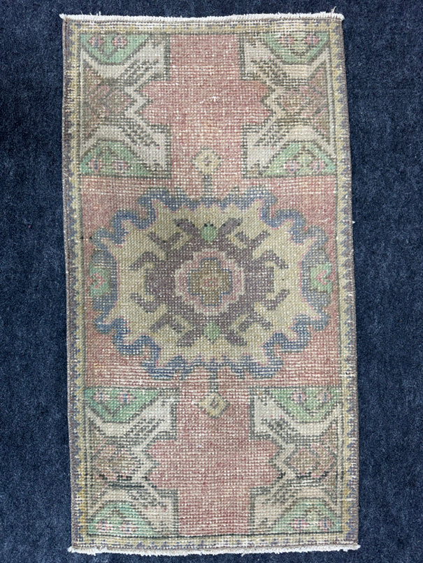 Turkish Yastik Rug  1'7" x  2'11" #24241