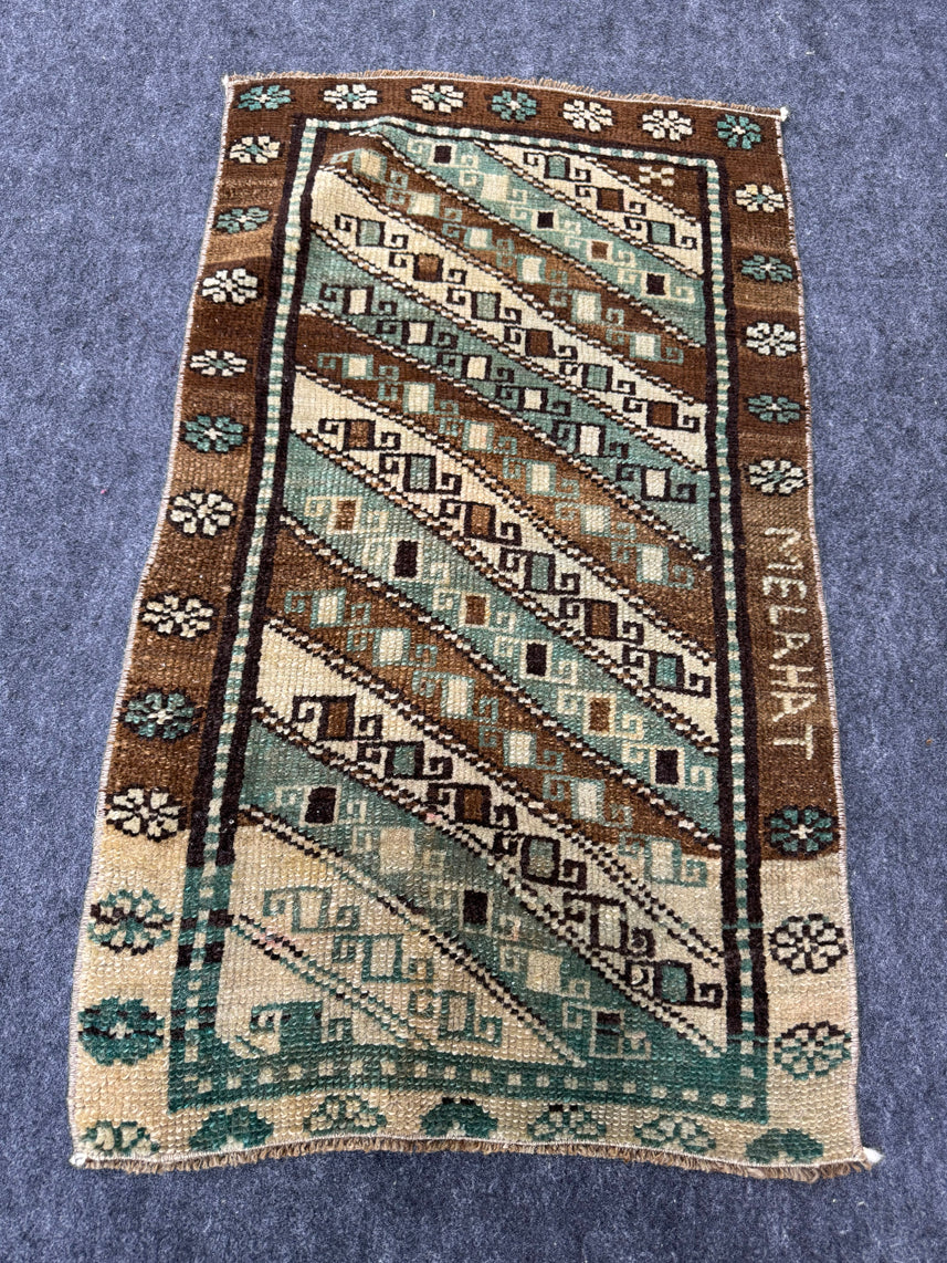 Turkish Yastik Rug  1'8" x  2'10" #24243