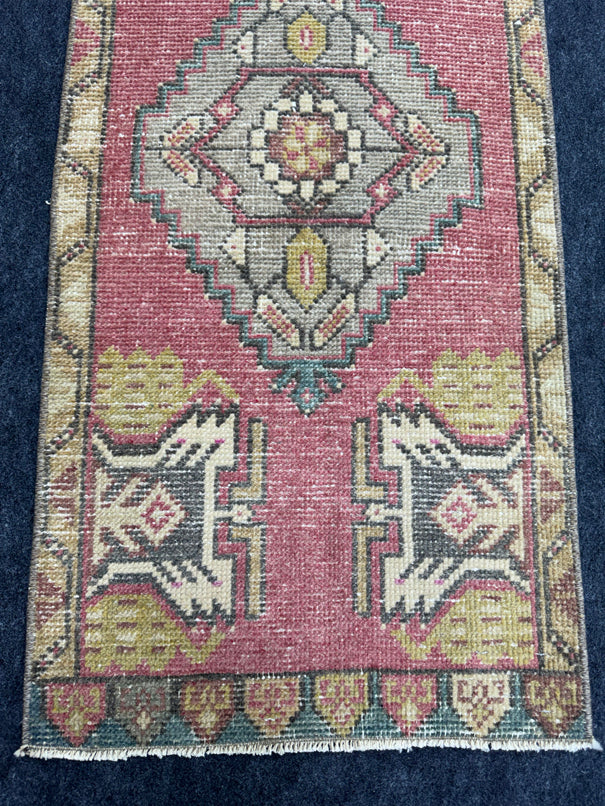 Turkish Yastik Rug  1'7" x  3'4" #24234